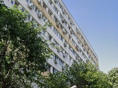 Iancului, Obor chiar langa metroul Iancului, langa Liceul Hasdeu